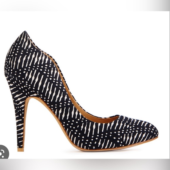 JustFab Veronika heels - size 5.5 - Picture 5 of 7